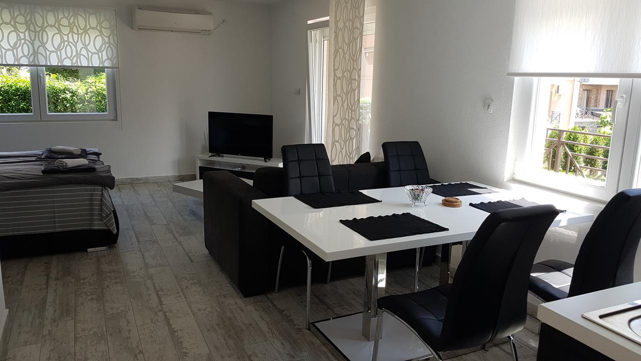 Apartment Azulmburgo Vrnjačka Banja 外观 照片